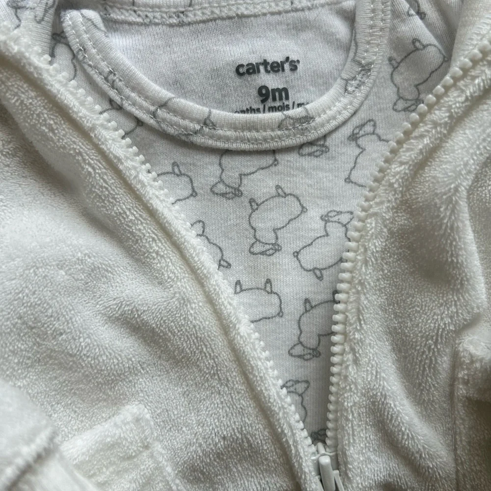 Carter’s Little Lamb Baby Outfit Set Size 6-9 Months